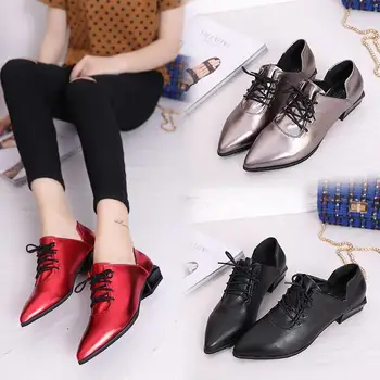 England Style Pointed Toe Oxford Shoes For Women 2017 New Fashion Patent Leather Flats Vintage Cut Out Square Heel Woman Shoes