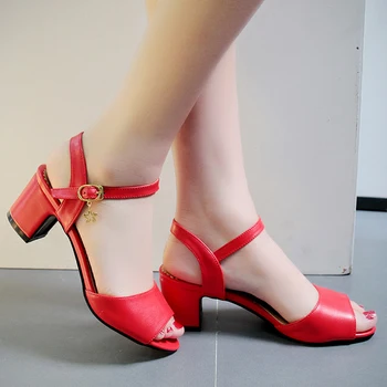 2016 summer Casual Women Shoes buckle strap Square heel med heel Solid color Soft leather Open-toed sandals big size 33-43 T612