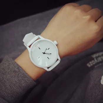 New Fashion Watches Women Men Sports Quartz Watch Silicone Couple Casual Dress Wristwatches Student Clock Relogio Masculino 2017