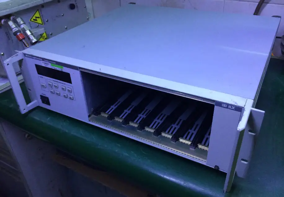 ILX LIGTWAVE 7900B used in good condition