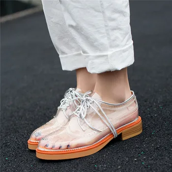 LOVEXSS Transparent Shoes Woman Girl Hollow Transparent Casual Flats 2017 Summer Fashion Large Size 33 - 41 Transparent Shoe