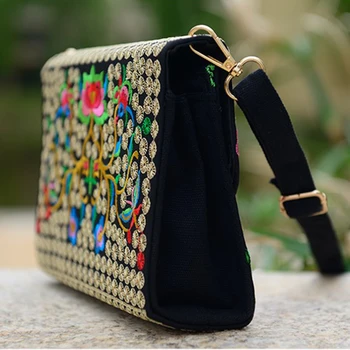 Lady Vintage Embroidered Shoulder Bags Women's Handmade Boho Hobo Hmong Ethnic Cute Flowers Embroidery Women Small Shoppers Bags