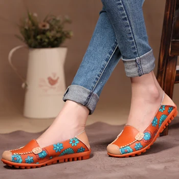 4 Color Women Casual Genuine leather Boat Comfortable Soft Gommino Flat Ventilation Fashion Printing Flat Slip on Shoes 35-40