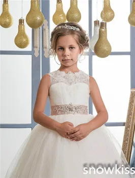 2017 white/ivory first communion dress for little girl with beaded lace appliques open back tulle flower girl dress with bow