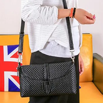 2017 Simple Design genuine leather women messenger bags Fashion Brand solid color crosscody bag lady clutch bag New shoulder bag
