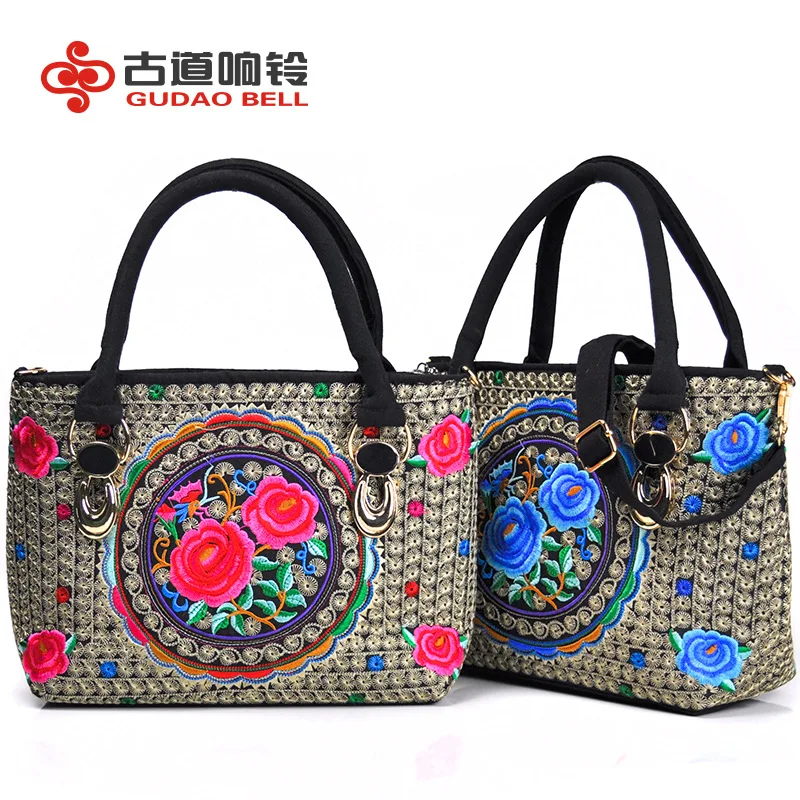 Random color and design national wind embroidered bags Canvas handbag Chinese embroidery bag factory spot