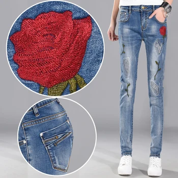2017 New Fashion Spring Cotton Jeans Women Loose Mid Waist Vintage Rose Embroidery Long Denim Pencil Pants E576