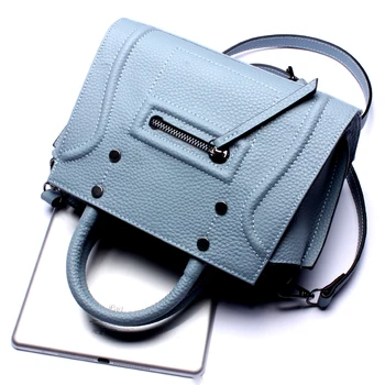 Emoji Smile Design Famous Brand Fashion Genuine Leather Handbag Women Casual Tote Ladies Purse Crossbody Shoulder Bag