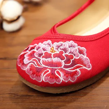 New 3.5cm height-increasing shoe wedge heels fashion rosefinch and flowers embroidered women pumps shoes casual mary jane shoes