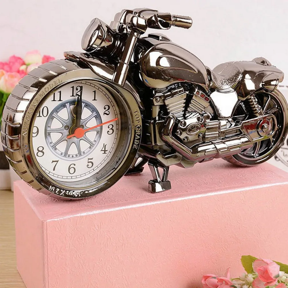 Motorcycle Creative Vintage Desktop Pocket Watches Motorbike Pattern Birthday Gift Cool Quartz watch 2017 Relogio