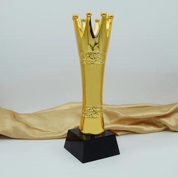 2016 High-Grade Resin Crown Trophy Custom Metal Trophies Creative Model Souvenirs Logo can Custom Made