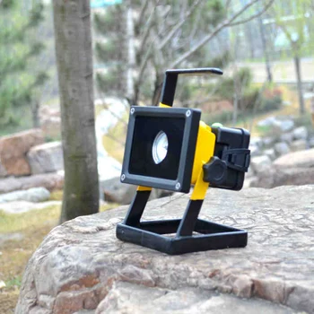 T6 Movable outdoor lighting rechargeable portable camping light LED Flood light grassland include 3*18650 battery and charger