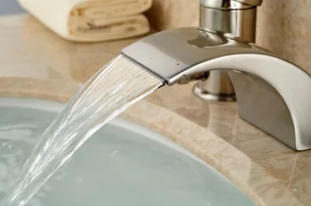 Luxury LED Light Widespread Waterfall Bathtub Tub Mixer Taps Deck Mount 3PCS Bathroom Faucet Taps Brushed Nickel