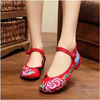 2017 New Black and Red Peony Women Embroidered Shoes Adult qipao Wedding shoe Old Beijing morning glory Flat shoes