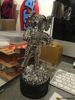 Kaws MV MTV Replica Trophy Statue Moonman Prop SILVER PLATED 1.1kg 28CM BLACK