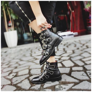 2017 Hot Selling Newest Brand Black Multi-Buckle Boots Punk Style Flat Women Ankle Boots Black Leather Fashion Winter Boots