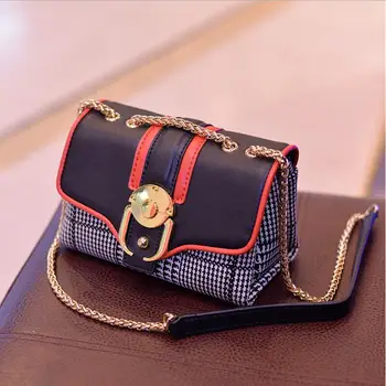 Japanese and Korean fashion Simple personality Panelled mini chain of casual Shoulder Messenger bag