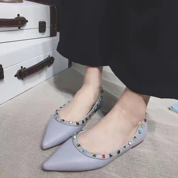 New Green Rivets Flat Shoes Pointed Toe Comfortable Footwear Slip on Ballerina Flat Shoes Woman Shoes 2017