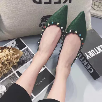 New Green Rivets Flat Shoes Pointed Toe Comfortable Footwear Slip on Ballerina Flat Shoes Woman Shoes 2017