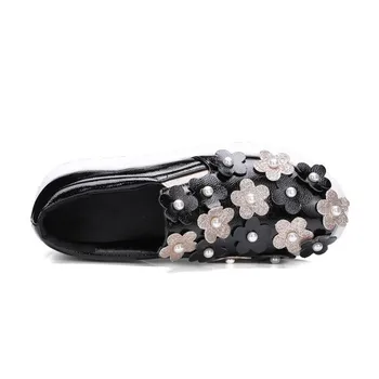 Brand designer 2017 women wedge spring shoes slip-on flat platform flower pattern women wedges women black snearkers chaussure