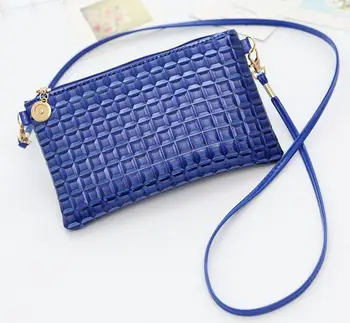 M479 2017 Grid Design Women Messenger Bags Scriptures Fashion Individual Character Zipper Small Square PU Small Size Bag
