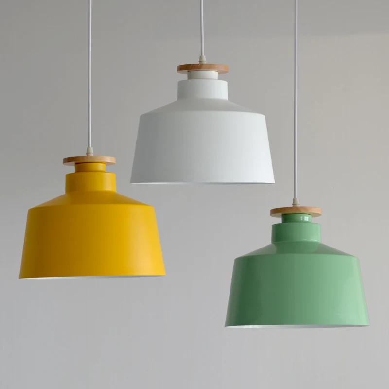 The simple and modern creative personality lamps and wood decoration