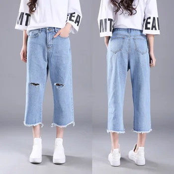 2017 summer woman flowers birds embroidered blue washed denim jeans cropped trouser with frayed hem pants