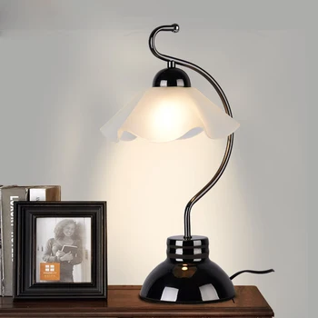 American Table Lamp Glass + Iron Bedroom Bedside Lamp European Style Retro Simple Study / Living Room Decorated Table Lamp E27