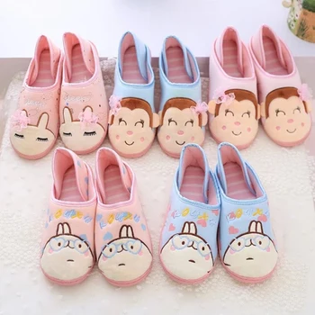 2016 cute cartoon home shoes, bag with Spring month of shoes, soft bottom slippers wooden floors, !