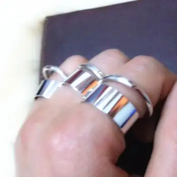 The women's self-defense Ring Bracelet kit