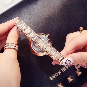 Fashion Bling Rhinestone Ladies Quartz Watches Luxury Crystal Dial Design Big Number Full Steel Rose Gold Women Dress Wristwatch