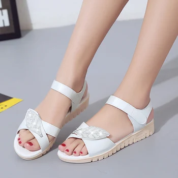 2017 summer new fashion women's shoes leisure beach fashion students open-toed sandals han edition Simple comfortable flat shoes