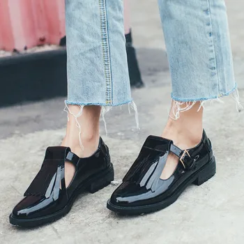 Women Patent leather Vintage Flat Oxford Shoes Woman flats 2017 Fashion tassel Brogue Oxfords women shoes moccasins