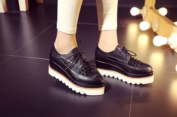 2017 NEW Genuine leather Horsehair Flat Oxford Shoes Woman Platform Shoes Fashion rivets pointed toe Creeper Shoes Womens Flats