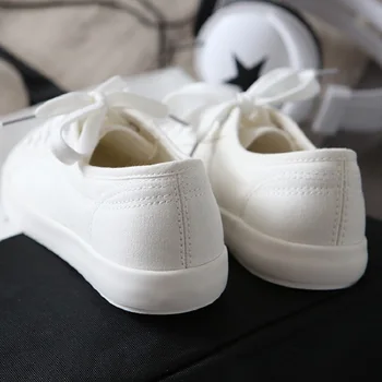 Classic Women Flats Solid White Casual Shoes Ladies Canvas Shoes Female Flat Trainers Fashion Basket Femme Size 35-44