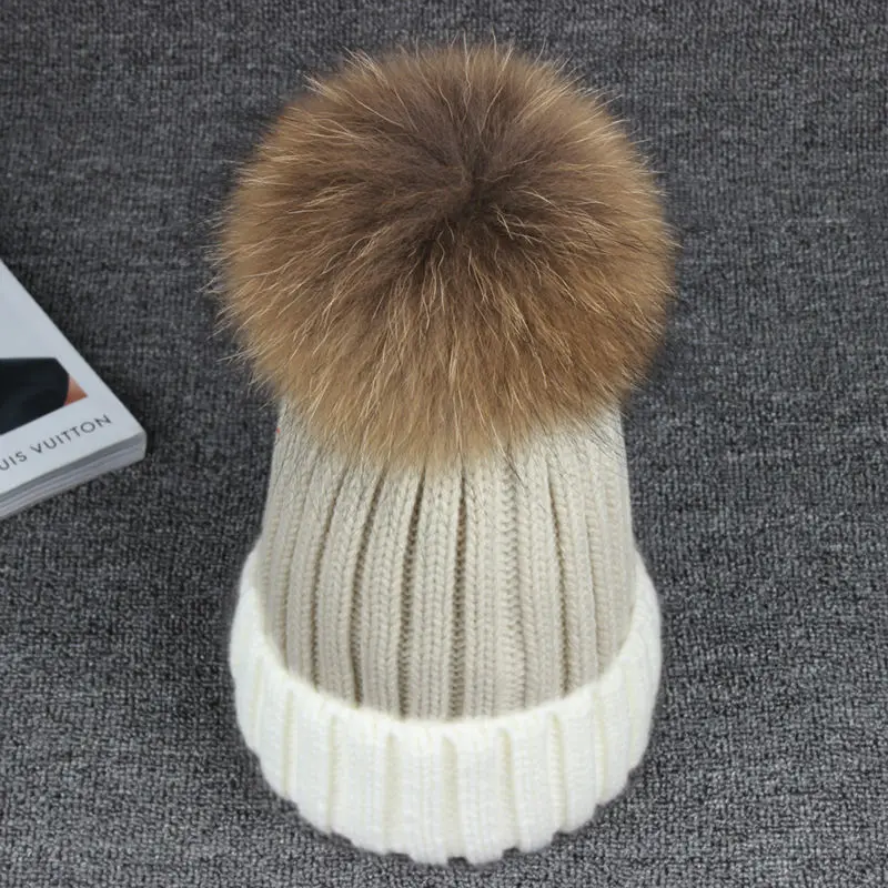 Cotton 13CM Real Raccoon Fur Pompon Fur Hats Mix Color Casual Warm Women Winter Knitted Hat Female Skullies Beanies