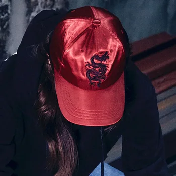 2017 New Design Dragon Embroidery Cap Unisex Baseball Hat