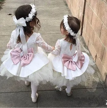 Cute White Ivory Lace Flower Girl Dresses with bow Knee Length Crystals Sash Lovely Kids Birthday Party Ball Gowns