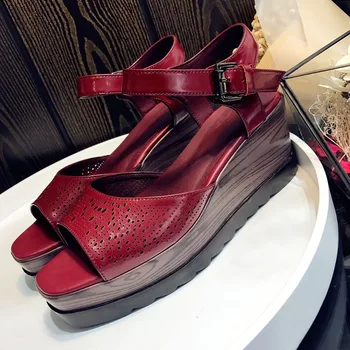 2017 Krazing Pot shoes women platform sandals hollow buckle straps genuine leather increased wedges waterproof big size shoes 59