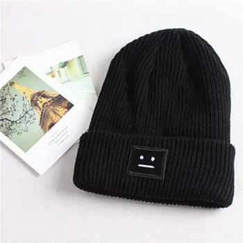2016 New Fashion Casual Cute Hats Purple & Green Smile Wool Women Hats & Caps For Winter Chapeus