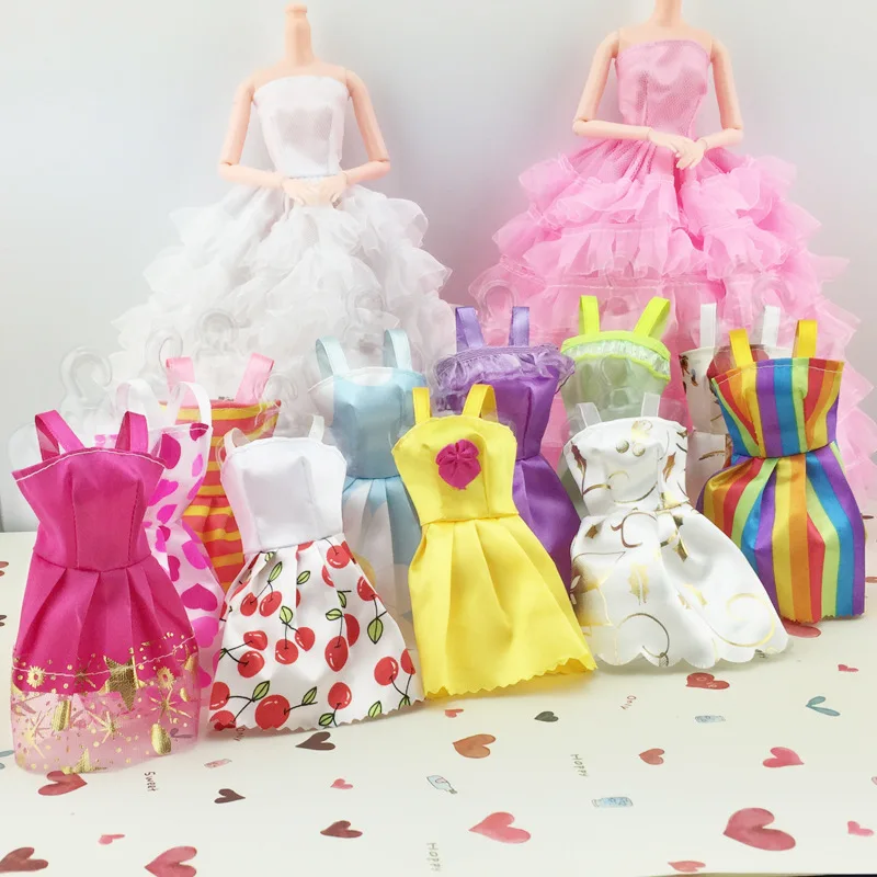 Bag Barbie doll half pack wedding Dress dress skirt coat Western-style Dress
