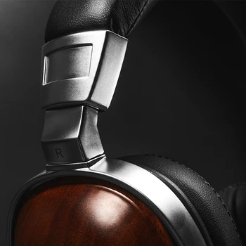 B8 Fine Walnut Wood Powerful Bass Dynamic&Balance Armature Hybrid Over Ear Headphone