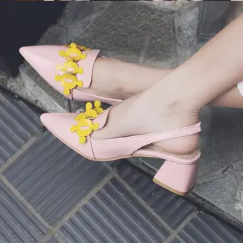 Stylesowner Summer Latest Gladiator Roman Style Sandal Shoes For Women Med Chunky Heel Flower Pointy Toe Slingback Sandal