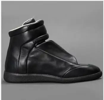 Hot Selling Leather Men Shoes Casual Flats Shoes Round Toe Soft Men Fashion Flats Solid Waterproof Shoe
