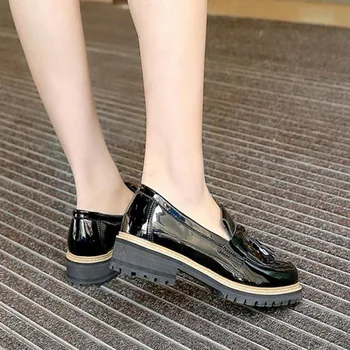 2016 patent leather flat with large size women shoes tassel casual black oxford shoes size 35-43 huarche