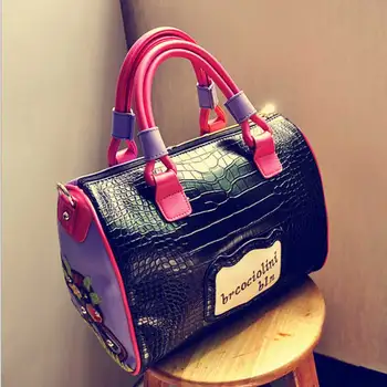 2017 Luxury Women Shoulder Bags Tote Handbag Sac A main Fashion Women Bag Brand Messenger Embroidery Women Bags Bolsa Feminina