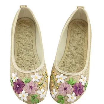 TINGHON Spring Retro Style Shoes Women Old Peking Flats Chinese Flower Embroidery Canvas Linen Shoes sapato feminino Big Size 42