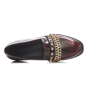 QMN Brand genuine leather women loafers Women Slip On Flat Shoes Woman Flats Ladies Punk Shoes With Rivets Chain 34-39