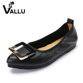 2017 Genuine Leather Women Flats Pointed Toe Spring Autumn Women Shoes Sheepskin Soft Comfortable Metal Decoration