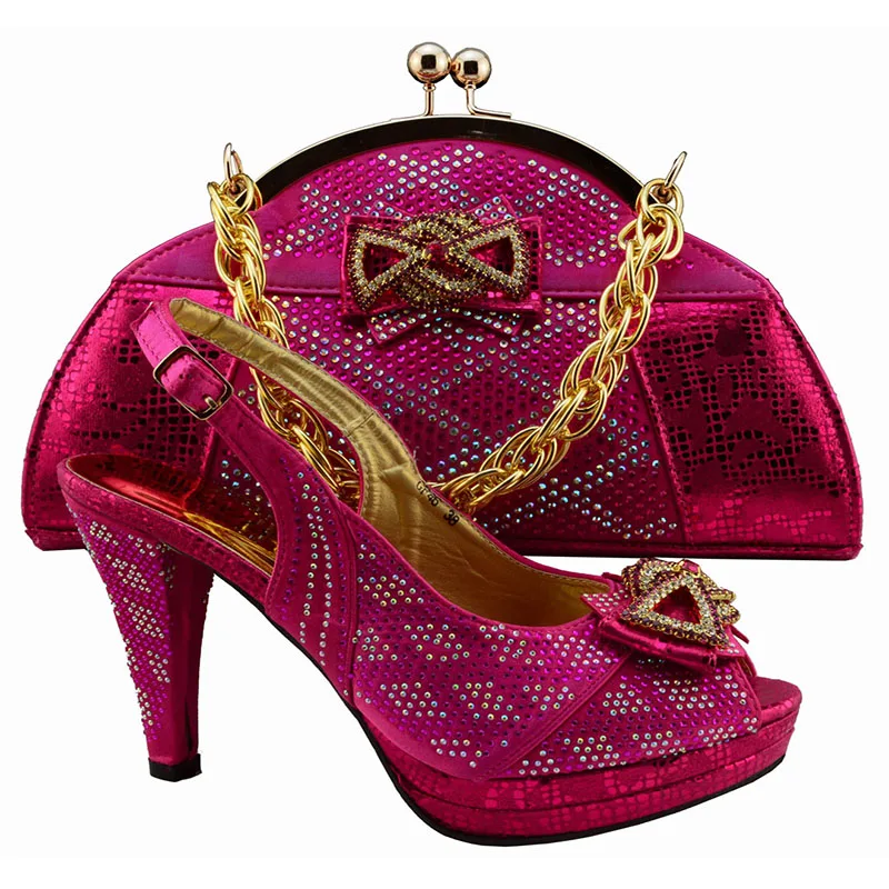 Ladies shoes and bags to match set shoes and bag for Italian design GF46 shoes and bag Fuchsia color.